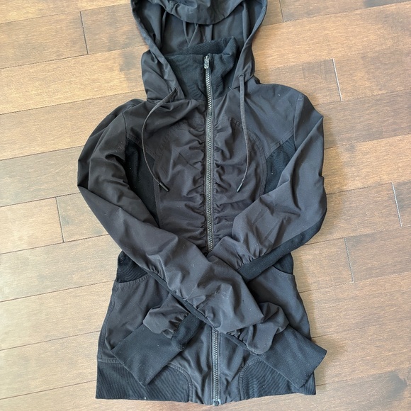 Lululemon dance studio jacket - Picture 1 of 4